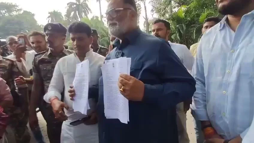 राज्यपाल से मिले पूर्णिया सांसद पप्पू यादव, राघोपुर नाव हादसे और बाढ़ क…