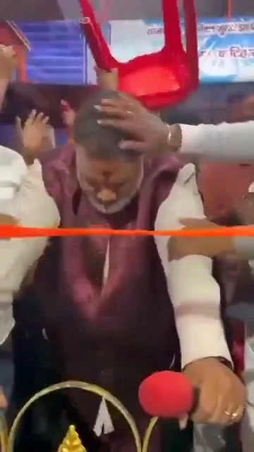 कटिहार में दुर्गा दर्शन के दौरान अचानक बिगड़ी सांसद पप्पू यादव की तबीयत,…