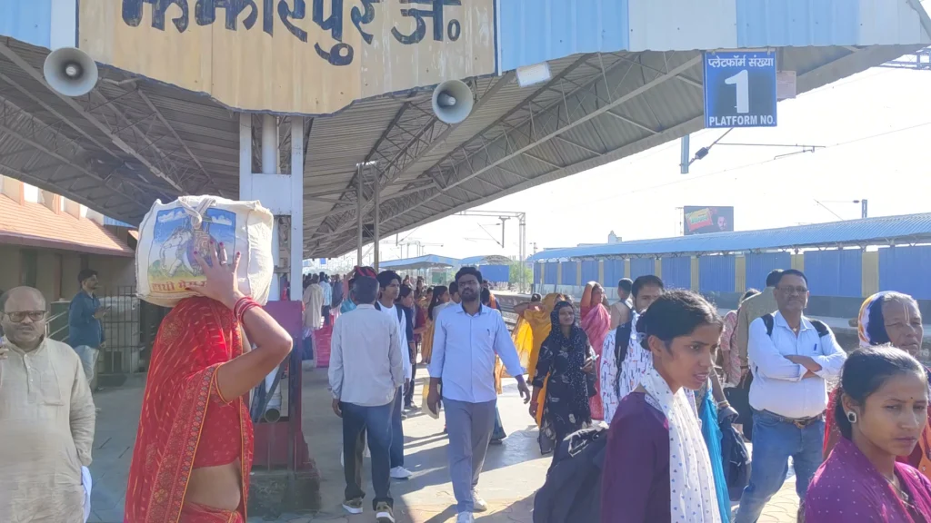 झंझारपुर से एक स्पेशल ट्रेन चलने वाली है, बताइए कहां के लिए चलेगी?