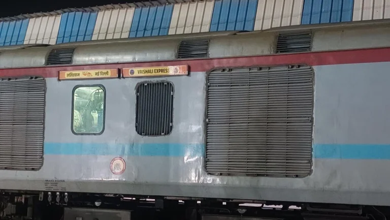 15566 नई दिल्ली – ललितग्राम मेल एक्सप्रेस